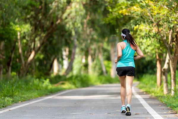  春分遇龙抬头，历法奇观显现；天人相应之际，养生习俗不可忽视。 健康养生
