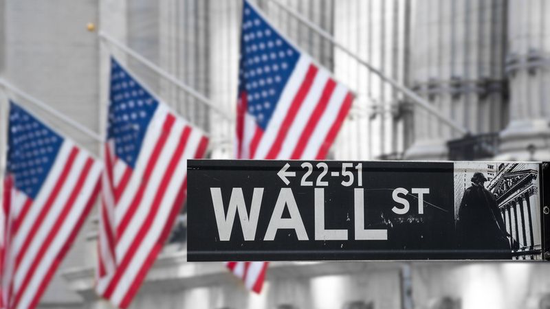  黄金投资者：穿越避险迷雾的资产配置策略 股票财经 黄金投资者：穿越避险迷雾的资产配置策略 股票财经