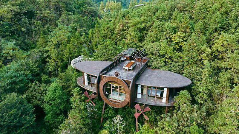  文旅深水区精准爆破：解码齐云山从6万到260万游客的指数级增长路径 文化旅游