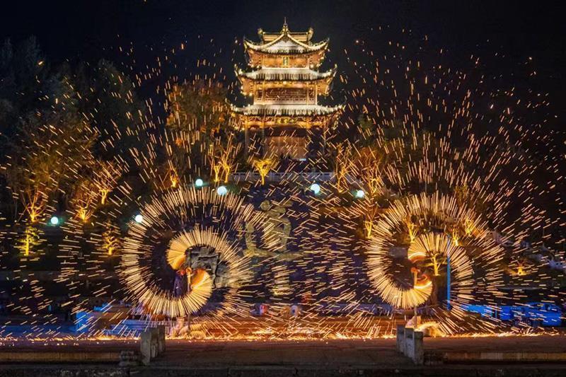  文旅深水区精准爆破：解码齐云山从6万到260万游客的指数级增长路径 文化旅游