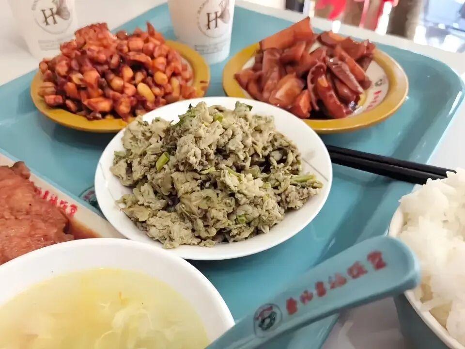  技术驱动·服务迭代：普陀区社区长者食堂助餐体系的精准化运营范式 新闻