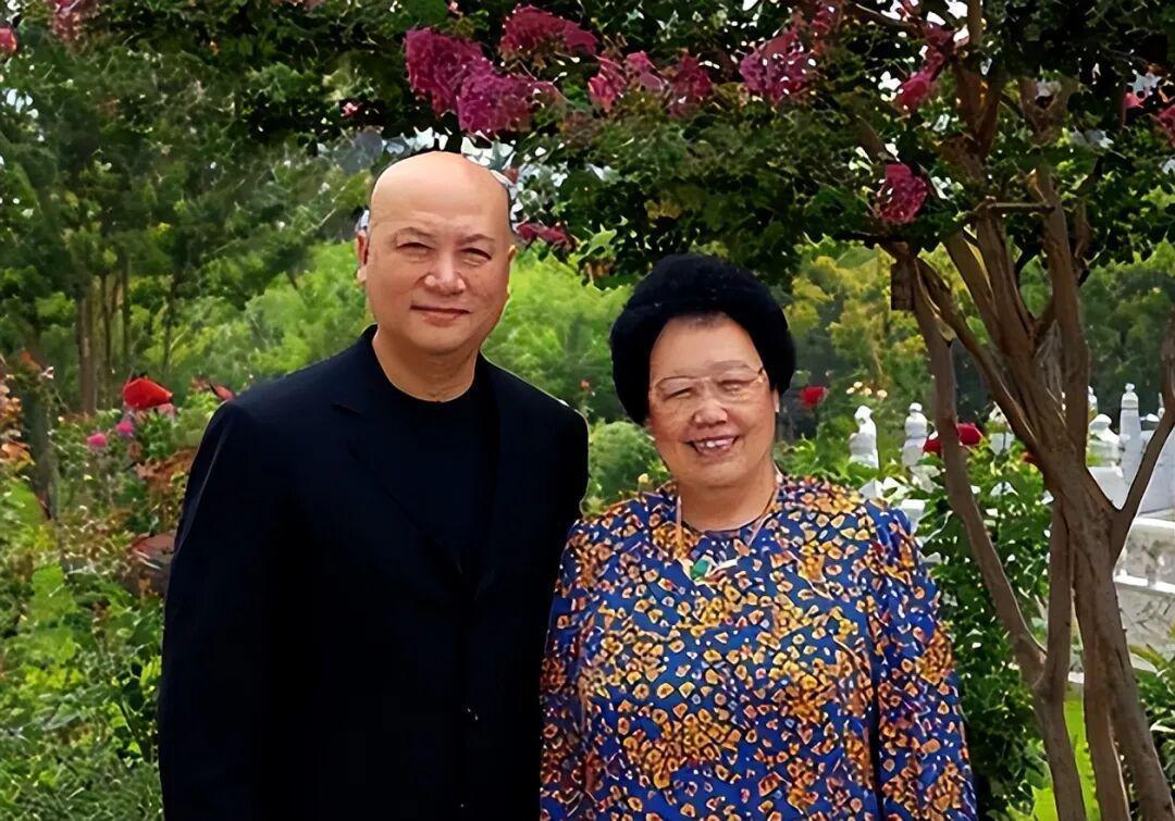  【人物深度】从《西游记》到紫檀王国：迟重瑞三十六年舆论风暴的全景复盘 娱乐新闻